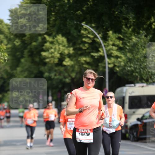 15.06.2025 - REWE Women's Run Jannik Wohlers http://msf.ph/oto/7941459 15.06.2025 09:59:03 Laufen 108, 10506 meine-sportfotos.de