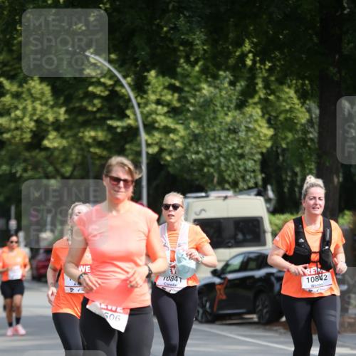 15.06.2025 - REWE Women's Run Jannik Wohlers http://msf.ph/oto/7941461 15.06.2025 09:59:04 Laufen 506, 10841, 10842 meine-sportfotos.de