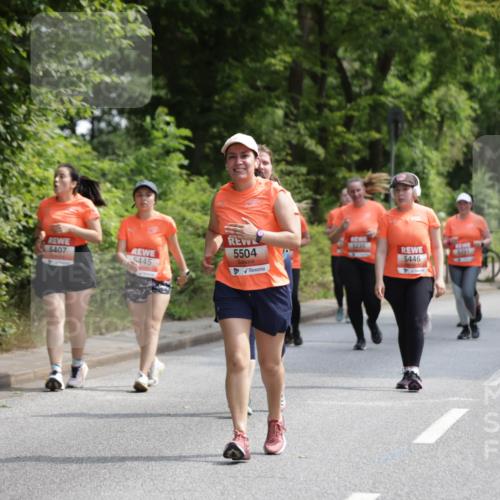 15.06.2025 - REWE Women's Run Jannik Wohlers http://msf.ph/oto/7941494 15.06.2025 10:15:25 Laufen 5407, 5445, 5504, 5235, 5446 meine-sportfotos.de