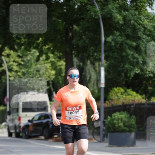 15.06.2025 - REWE Women's Run Jannik Wohlers http://msf.ph/oto/7941500 15.06.2025 08:46:10 Laufen 10045 meine-sportfotos.de