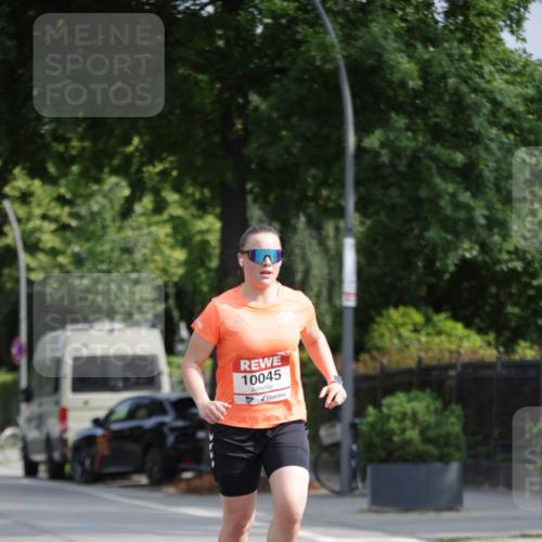 15.06.2025 - REWE Women's Run Jannik Wohlers http://msf.ph/oto/7941502 15.06.2025 08:46:10 Laufen 10045 meine-sportfotos.de