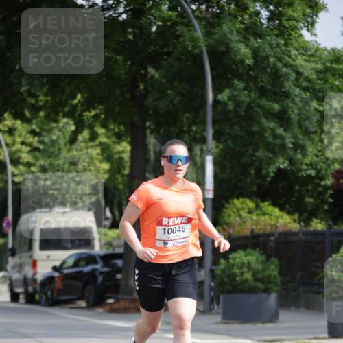 15.06.2025 - REWE Women's Run Jannik Wohlers http://msf.ph/oto/7941508 15.06.2025 08:46:10 Laufen 10045 meine-sportfotos.de