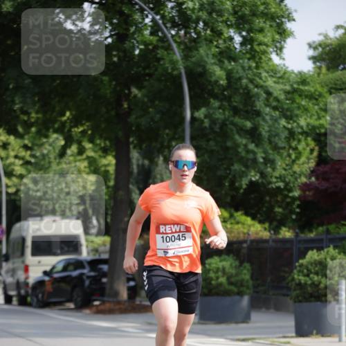 15.06.2025 - REWE Women's Run Jannik Wohlers http://msf.ph/oto/7941526 15.06.2025 08:46:10 Laufen 10045 meine-sportfotos.de