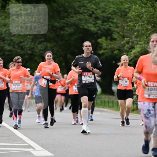15.06.2025 - REWE Women's Run Dr. Thomas Lammeyer http://msf.ph/oto/7941570 15.06.2025 09:21:21 Laufen 10753, 10385 meine-sportfotos.de