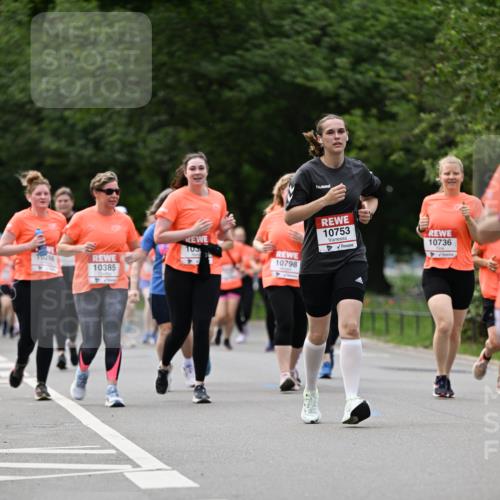 15.06.2025 - REWE Women's Run Dr. Thomas Lammeyer http://msf.ph/oto/7941594 15.06.2025 09:21:22 Laufen 10798, 10385, 10753, 10736 meine-sportfotos.de