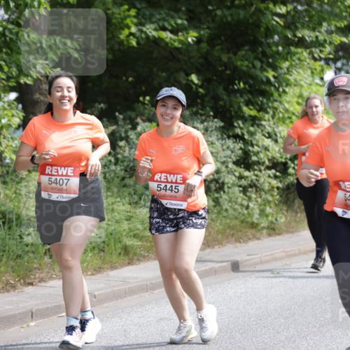 15.06.2025 - REWE Women's Run Jannik Wohlers http://msf.ph/oto/7941599 15.06.2025 10:15:30 Laufen 5407, 5445, 5446, 5235 meine-sportfotos.de