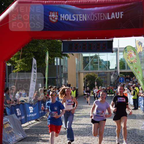 13.06.2025 - Holstenköstenlauf Felixshl http://msf.ph/oto/7941602 13.06.2025 18:07:37 Laufen 2699, 2860, 2913, 2993, 3020, 3039, 3678, 3680 meine-sportfotos.de