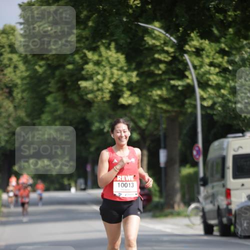 15.06.2025 - REWE Women's Run Jannik Wohlers http://msf.ph/oto/7941607 15.06.2025 08:46:14 Laufen 10013 meine-sportfotos.de