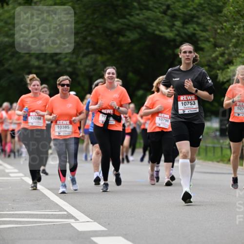 15.06.2025 - REWE Women's Run Dr. Thomas Lammeyer http://msf.ph/oto/7941620 15.06.2025 09:21:22 Laufen 10385, 10798, 10753 meine-sportfotos.de
