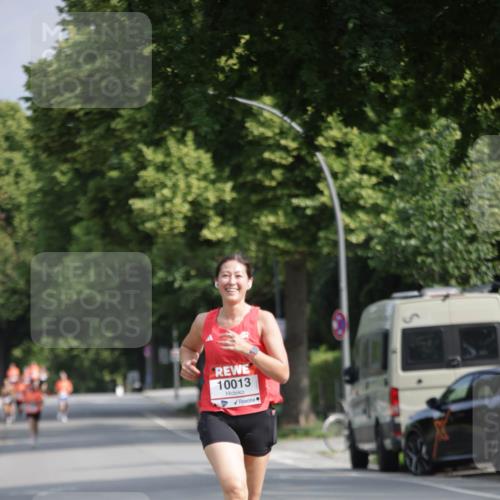15.06.2025 - REWE Women's Run Jannik Wohlers http://msf.ph/oto/7941635 15.06.2025 08:46:14 Laufen 10013 meine-sportfotos.de