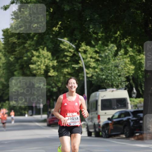 15.06.2025 - REWE Women's Run Jannik Wohlers http://msf.ph/oto/7941660 15.06.2025 08:46:15 Laufen 10013 meine-sportfotos.de