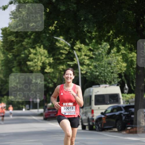 15.06.2025 - REWE Women's Run Jannik Wohlers http://msf.ph/oto/7941670 15.06.2025 08:46:15 Laufen 10013 meine-sportfotos.de