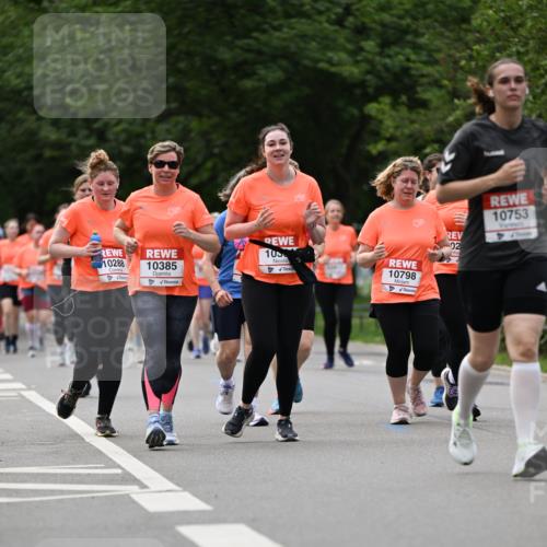 15.06.2025 - REWE Women's Run Dr. Thomas Lammeyer http://msf.ph/oto/7941679 15.06.2025 09:21:23 Laufen 10288, 10385, 105, 02, 10798, 10753 meine-sportfotos.de