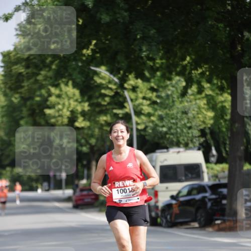 15.06.2025 - REWE Women's Run Jannik Wohlers http://msf.ph/oto/7941681 15.06.2025 08:46:15 Laufen 10018 meine-sportfotos.de