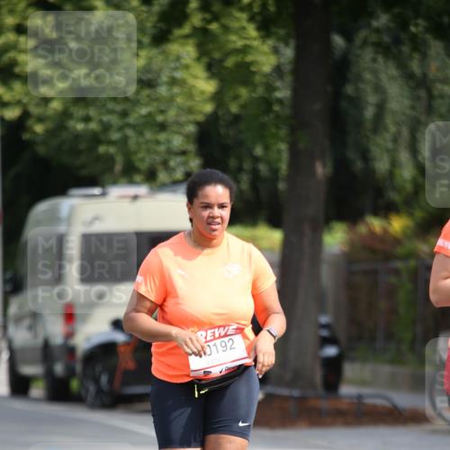 15.06.2025 - REWE Women's Run Jannik Wohlers http://msf.ph/oto/7941682 15.06.2025 09:59:23 Laufen 192 meine-sportfotos.de