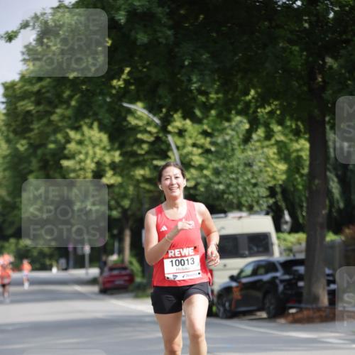 15.06.2025 - REWE Women's Run Jannik Wohlers http://msf.ph/oto/7941693 15.06.2025 08:46:15 Laufen 10013 meine-sportfotos.de