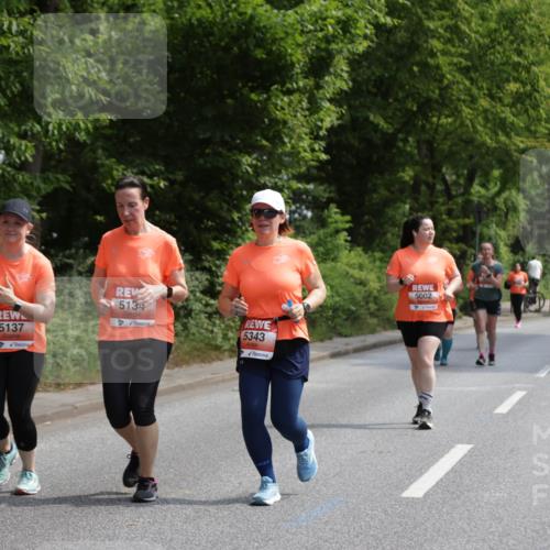 15.06.2025 - REWE Women's Run Jannik Wohlers http://msf.ph/oto/7941743 15.06.2025 10:15:38 Laufen 5137, 5134, 5343, 5002 meine-sportfotos.de
