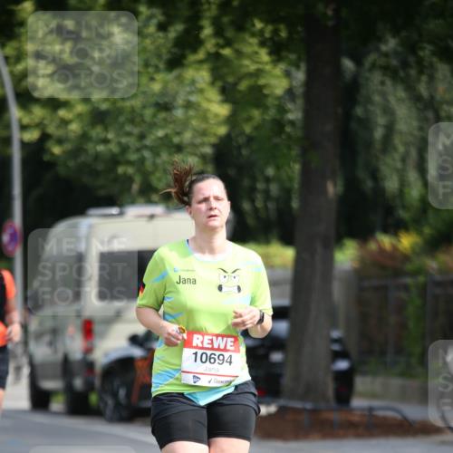 15.06.2025 - REWE Women's Run Jannik Wohlers http://msf.ph/oto/7941761 15.06.2025 09:59:32 Laufen 10694 meine-sportfotos.de