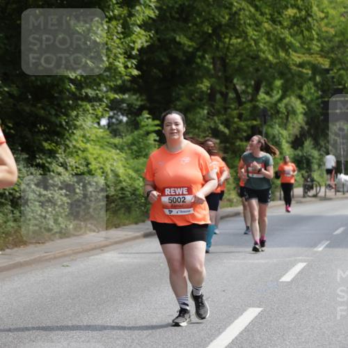 15.06.2025 - REWE Women's Run Jannik Wohlers http://msf.ph/oto/7941770 15.06.2025 10:15:39 Laufen 5343, 5002 meine-sportfotos.de