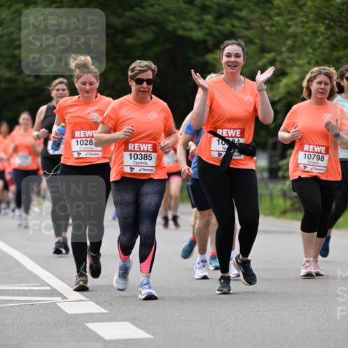 15.06.2025 - REWE Women's Run Dr. Thomas Lammeyer http://msf.ph/oto/7941782 15.06.2025 09:21:25 Laufen 1028, 10385, 10084, 10798 meine-sportfotos.de