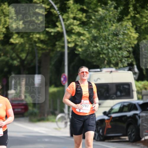 15.06.2025 - REWE Women's Run Jannik Wohlers http://msf.ph/oto/7941787 15.06.2025 09:59:34 Laufen 782 meine-sportfotos.de