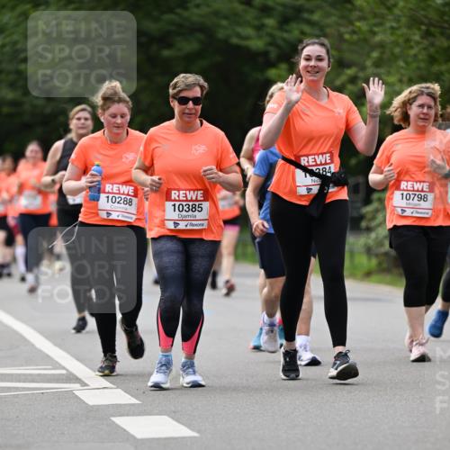 15.06.2025 - REWE Women's Run Dr. Thomas Lammeyer http://msf.ph/oto/7941790 15.06.2025 09:21:25 Laufen 10288, 10385, 384, 10798 meine-sportfotos.de