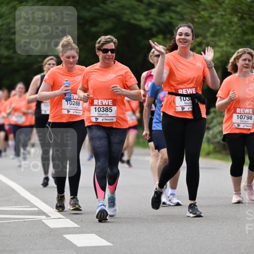 15.06.2025 - REWE Women's Run Dr. Thomas Lammeyer http://msf.ph/oto/7941798 15.06.2025 09:21:25 Laufen 0288, 10385, 103, 10798 meine-sportfotos.de