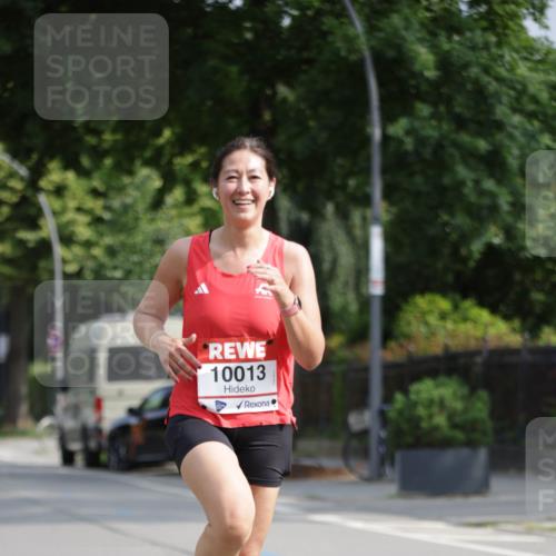 15.06.2025 - REWE Women's Run Jannik Wohlers http://msf.ph/oto/7941815 15.06.2025 08:46:16 Laufen 10013 meine-sportfotos.de