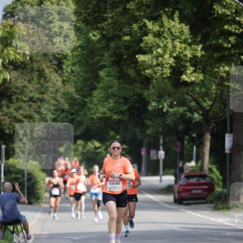 15.06.2025 - REWE Women's Run Jannik Wohlers http://msf.ph/oto/7941841 15.06.2025 08:46:30 Laufen 10048 meine-sportfotos.de