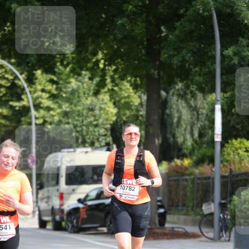 15.06.2025 - REWE Women's Run Jannik Wohlers http://msf.ph/oto/7941845 15.06.2025 09:59:36 Laufen 541, 10782 meine-sportfotos.de