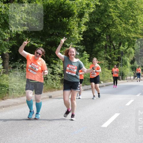 15.06.2025 - REWE Women's Run Jannik Wohlers http://msf.ph/oto/7941889 15.06.2025 10:15:44 Laufen 5678, 5677, 5366 meine-sportfotos.de