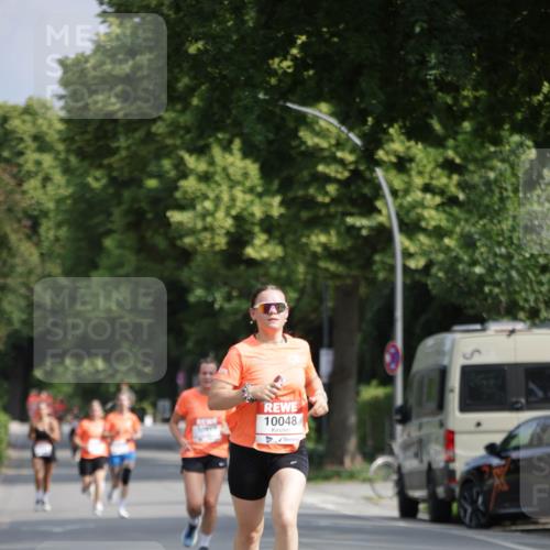 15.06.2025 - REWE Women's Run Jannik Wohlers http://msf.ph/oto/7941948 15.06.2025 08:46:34 Laufen 10048 meine-sportfotos.de
