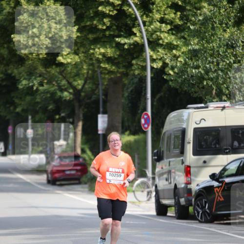 15.06.2025 - REWE Women's Run Jannik Wohlers http://msf.ph/oto/7942022 15.06.2025 09:59:49 Laufen 10259 meine-sportfotos.de