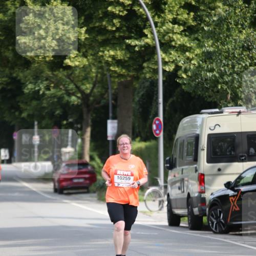 15.06.2025 - REWE Women's Run Jannik Wohlers http://msf.ph/oto/7942027 15.06.2025 09:59:49 Laufen 10259 meine-sportfotos.de