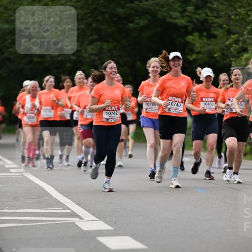 15.06.2025 - REWE Women's Run Dr. Thomas Lammeyer http://msf.ph/oto/7942054 15.06.2025 09:21:30 Laufen 10742, 10759, 55, 10463, 40740 meine-sportfotos.de