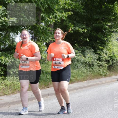 15.06.2025 - REWE Women's Run Jannik Wohlers http://msf.ph/oto/7942107 15.06.2025 10:15:48 Laufen 5413, 5366, 5399 meine-sportfotos.de
