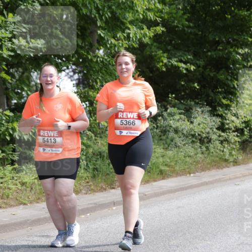 15.06.2025 - REWE Women's Run Jannik Wohlers http://msf.ph/oto/7942120 15.06.2025 10:15:49 Laufen 5413, 5366, 6390 meine-sportfotos.de