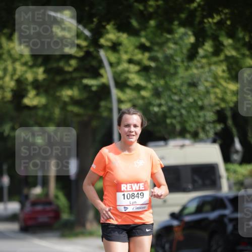 15.06.2025 - REWE Women's Run Jannik Wohlers http://msf.ph/oto/7942148 15.06.2025 08:46:38 Laufen 10849 meine-sportfotos.de