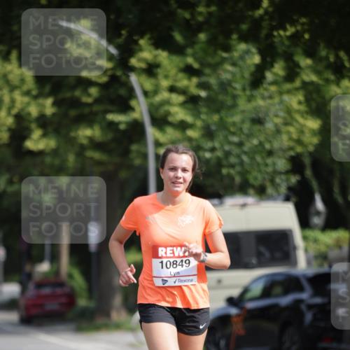 15.06.2025 - REWE Women's Run Jannik Wohlers http://msf.ph/oto/7942152 15.06.2025 08:46:38 Laufen 10849 meine-sportfotos.de