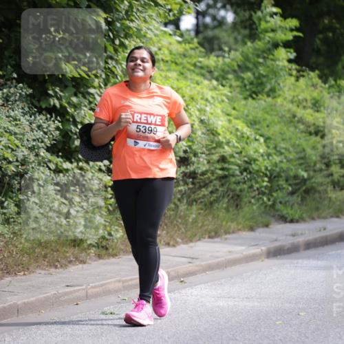 15.06.2025 - REWE Women's Run Jannik Wohlers http://msf.ph/oto/7942173 15.06.2025 10:15:51 Laufen 5399 meine-sportfotos.de