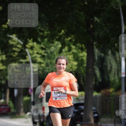 15.06.2025 - REWE Women's Run Jannik Wohlers http://msf.ph/oto/7942210 15.06.2025 08:46:39 Laufen 1084 meine-sportfotos.de