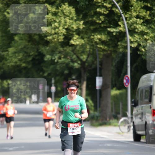 15.06.2025 - REWE Women's Run Jannik Wohlers http://msf.ph/oto/7942213 15.06.2025 09:59:59 Laufen 10007 meine-sportfotos.de