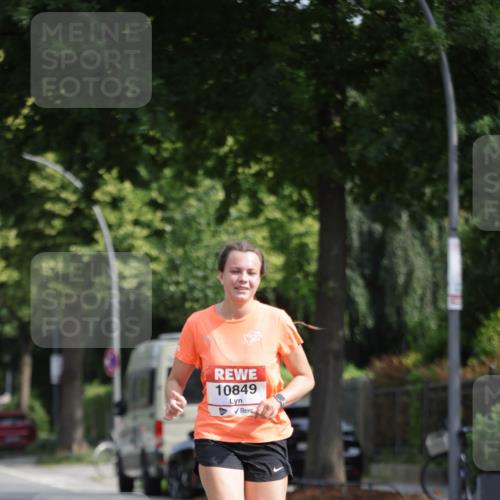 15.06.2025 - REWE Women's Run Jannik Wohlers http://msf.ph/oto/7942224 15.06.2025 08:46:39 Laufen 10849 meine-sportfotos.de