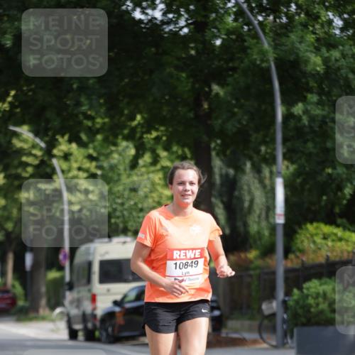 15.06.2025 - REWE Women's Run Jannik Wohlers http://msf.ph/oto/7942247 15.06.2025 08:46:39 Laufen 10849 meine-sportfotos.de