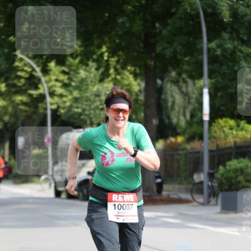 15.06.2025 - REWE Women's Run Jannik Wohlers http://msf.ph/oto/7942263 15.06.2025 10:00:05 Laufen 10007 meine-sportfotos.de