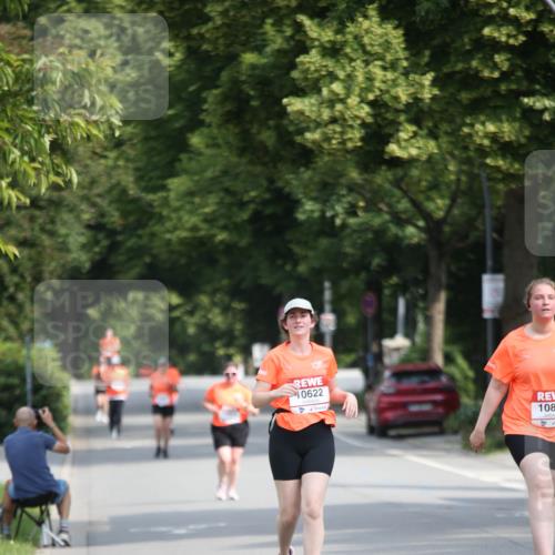 15.06.2025 - REWE Women's Run Jannik Wohlers http://msf.ph/oto/7942288 15.06.2025 10:00:11 Laufen 0622 meine-sportfotos.de