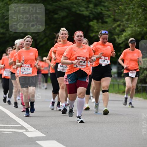 15.06.2025 - REWE Women's Run Dr. Thomas Lammeyer http://msf.ph/oto/7942296 15.06.2025 09:21:35 Laufen 10110, 10109, 064, 10111 meine-sportfotos.de