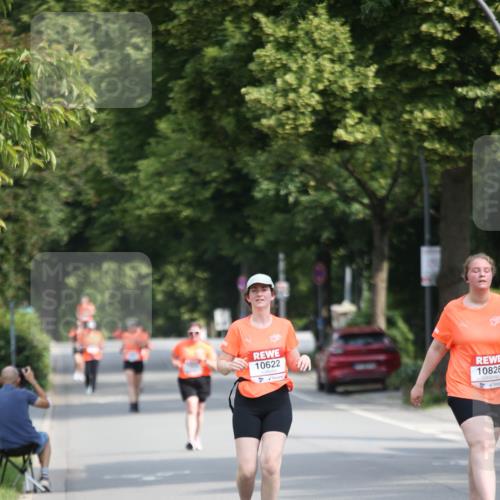 15.06.2025 - REWE Women's Run Jannik Wohlers http://msf.ph/oto/7942297 15.06.2025 10:00:11 Laufen 10622 meine-sportfotos.de
