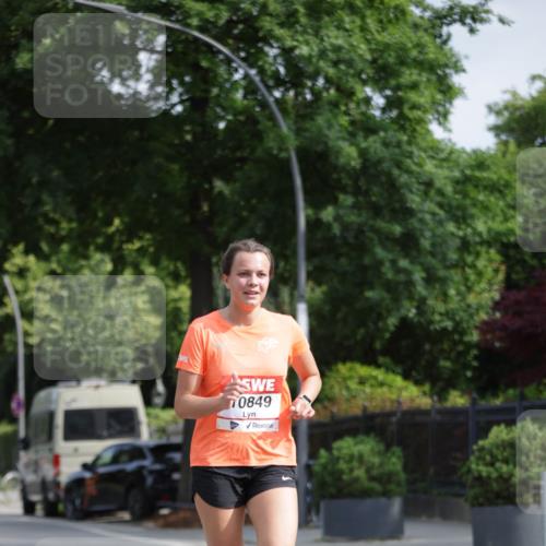 15.06.2025 - REWE Women's Run Jannik Wohlers http://msf.ph/oto/7942299 15.06.2025 08:46:40 Laufen 70849 meine-sportfotos.de