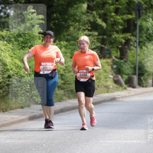 15.06.2025 - REWE Women's Run Jannik Wohlers http://msf.ph/oto/7942363 15.06.2025 10:15:55 Laufen 5650, 5386 meine-sportfotos.de